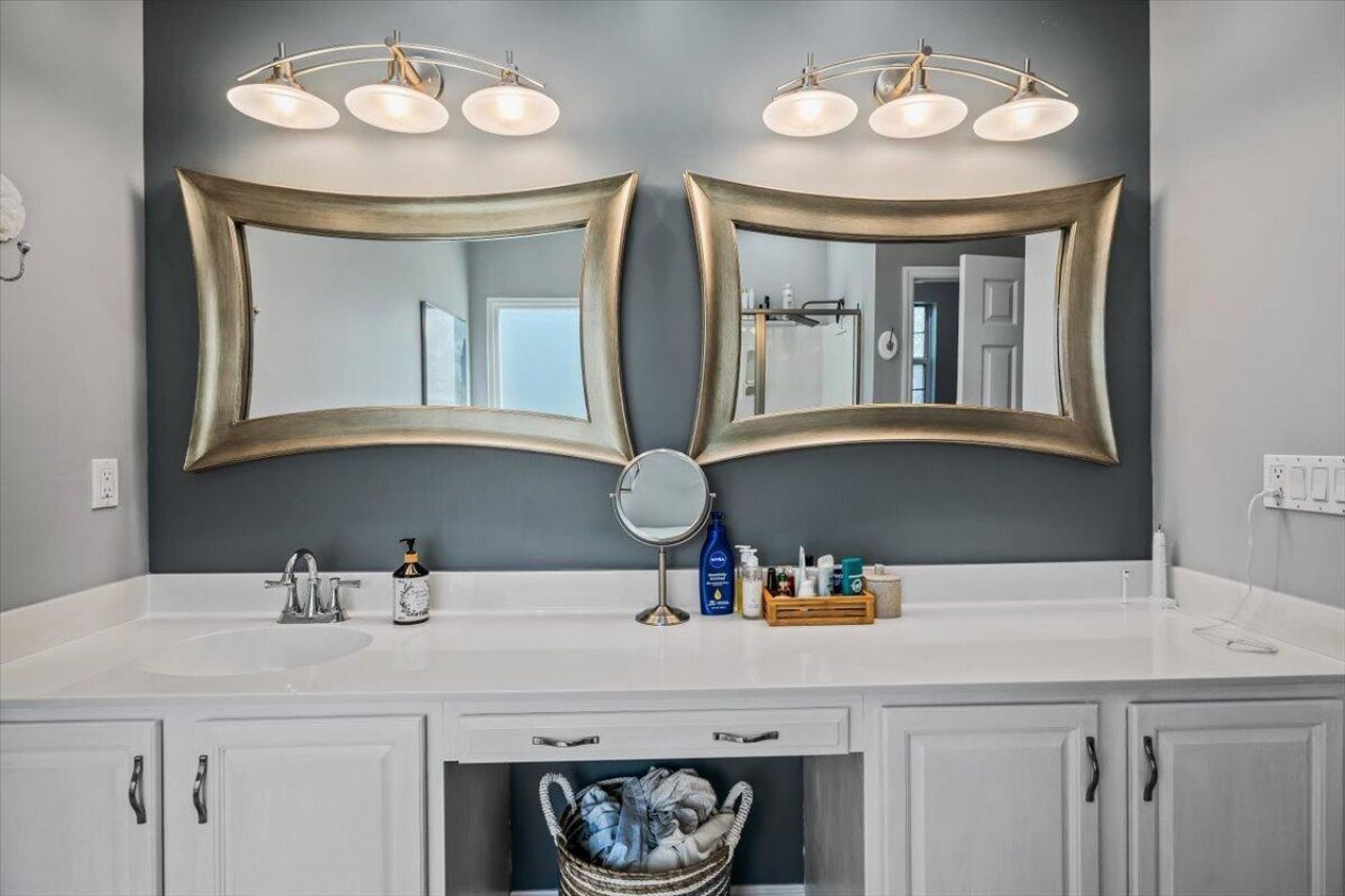 5411 Woodbreeze Drive Photo 26