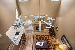 5411 Woodbreeze Drive photo 4