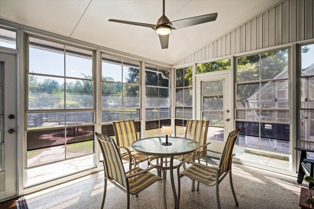 5411 Woodbreeze Drive Photo 37