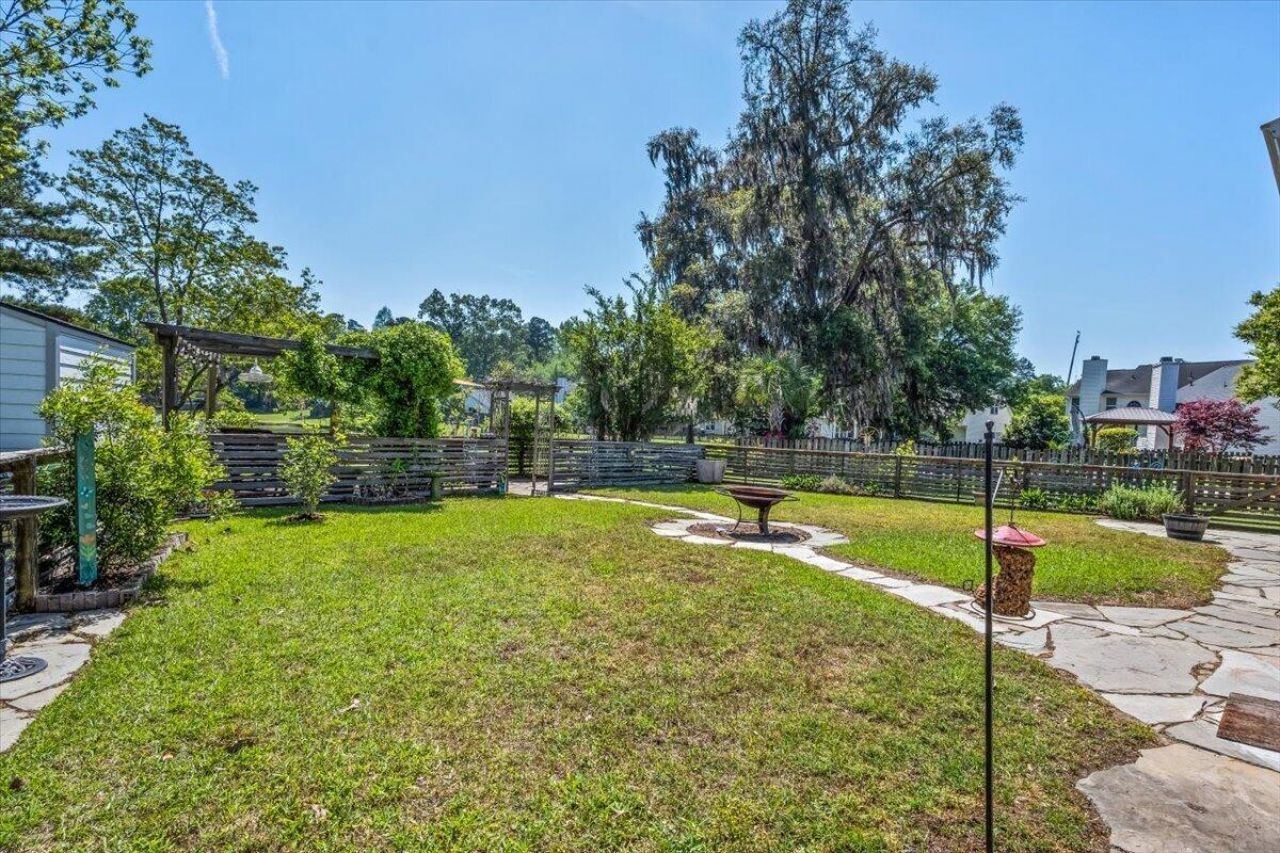 5411 Woodbreeze Drive Photo 42