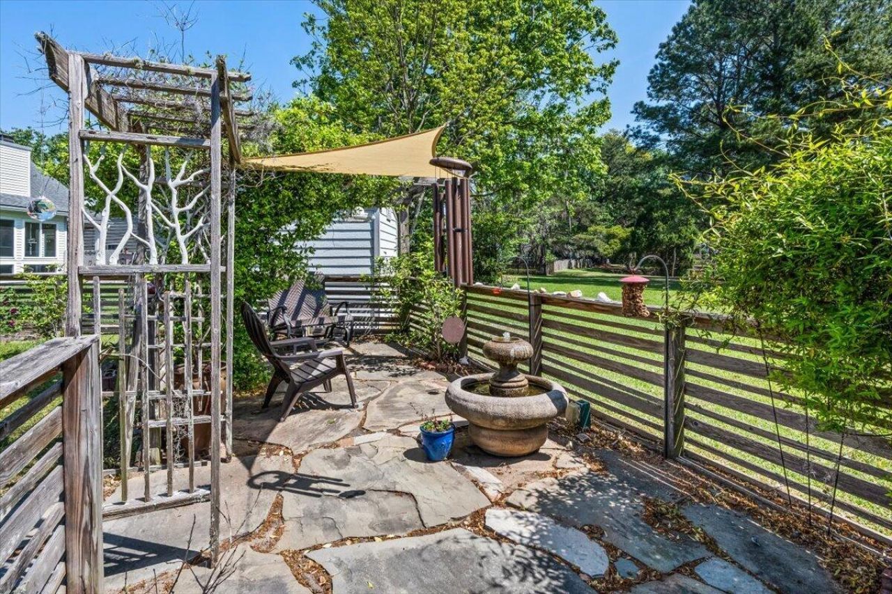 5411 Woodbreeze Drive Photo 44