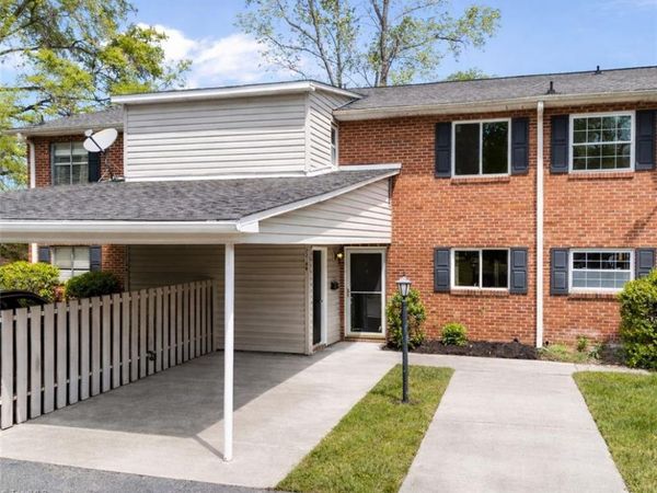 2218 Shadow Valley Road , Unit B, High Point, NC 27265