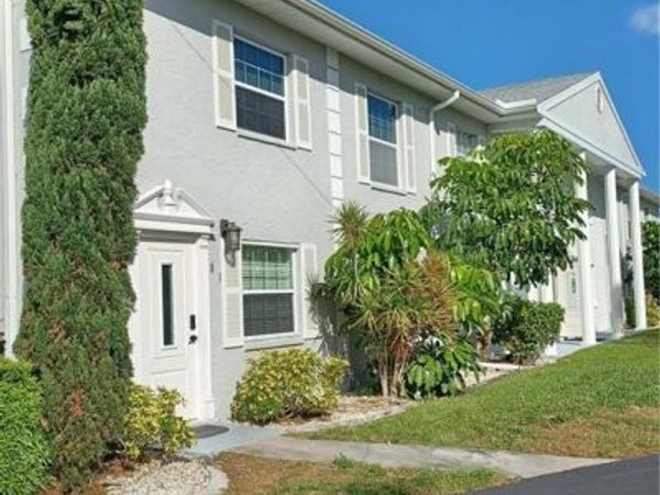 7086 Nantucket CIR, Unit 1, NORTH FORT MYERS, FL 33917