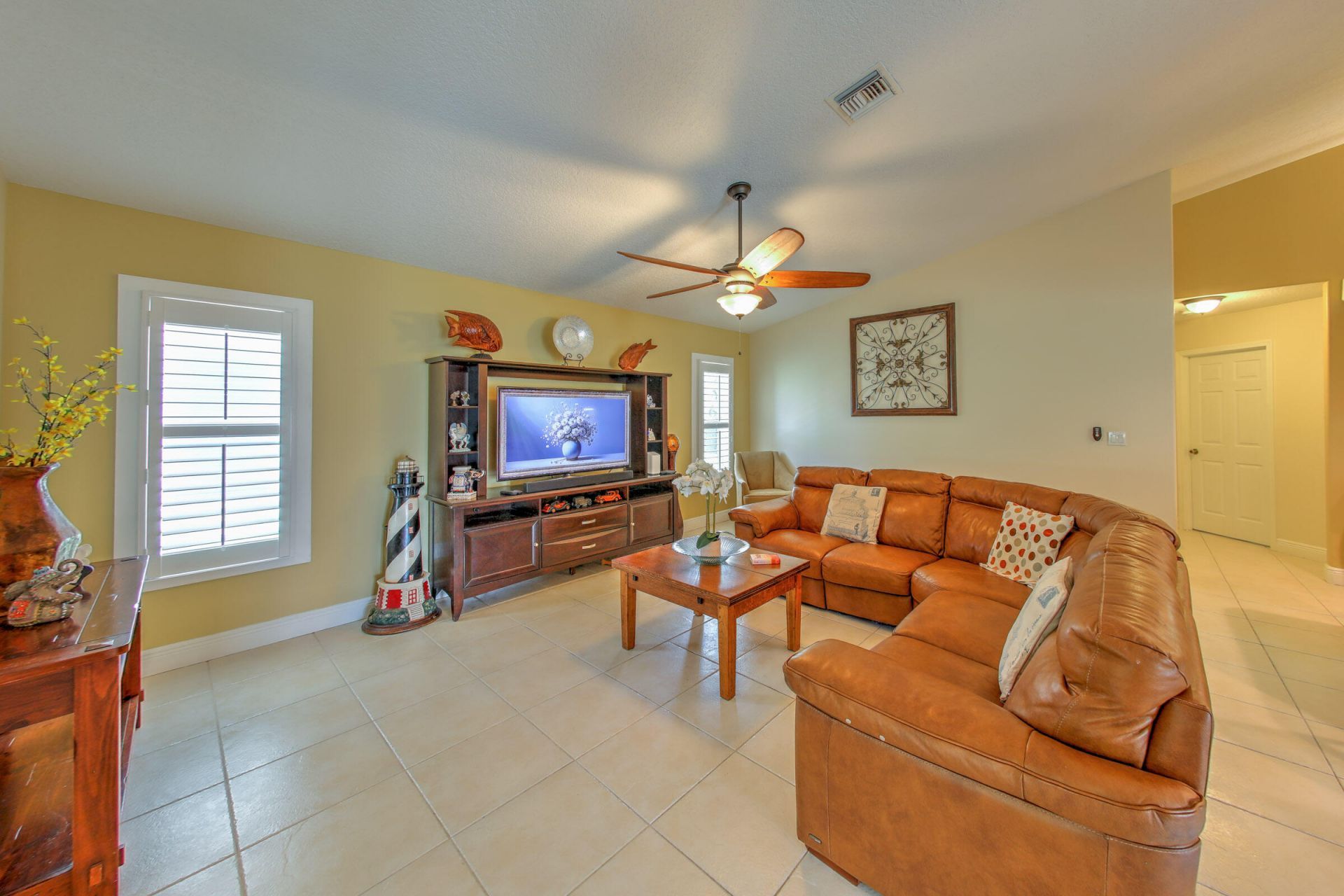 2025 SE Allamanda Drive, Port Saint Lucie, FL 34952 Photo