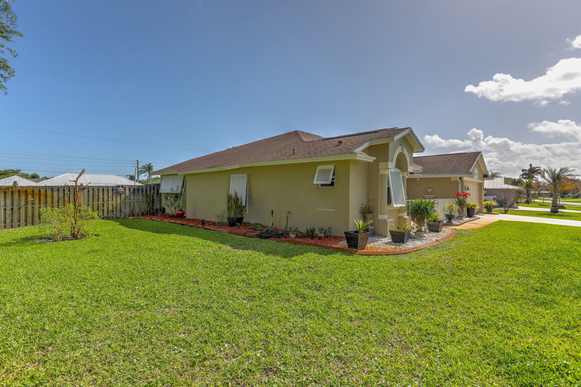 2025 SE Allamanda Drive, Port Saint Lucie, FL 34952 Photo