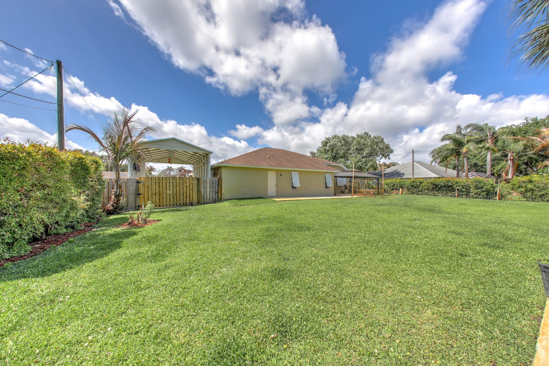 2025 SE Allamanda Drive, Port Saint Lucie, FL 34952 Photo