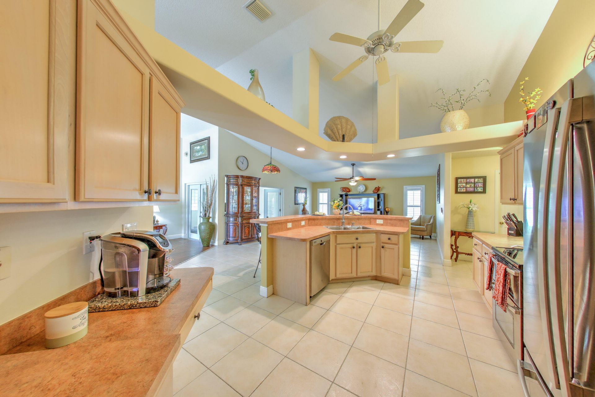 2025 SE Allamanda Drive, Port Saint Lucie, FL 34952 Photo