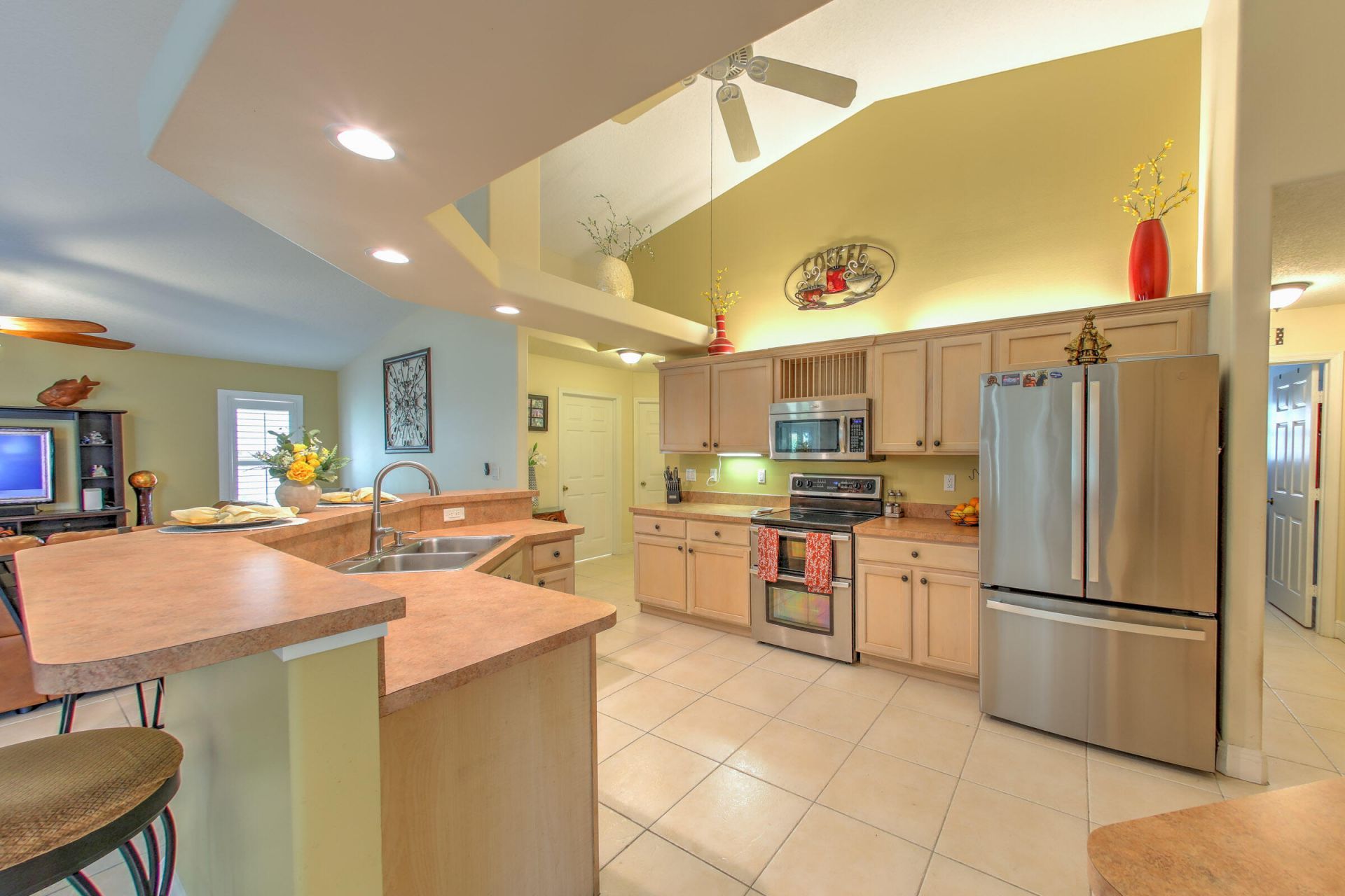 2025 SE Allamanda Drive, Port Saint Lucie, FL 34952 Photo