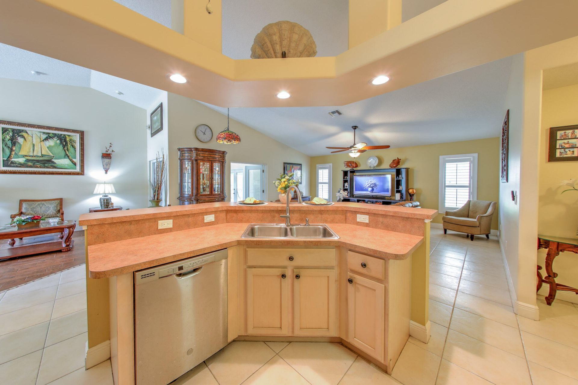 2025 SE Allamanda Drive, Port Saint Lucie, FL 34952 Photo