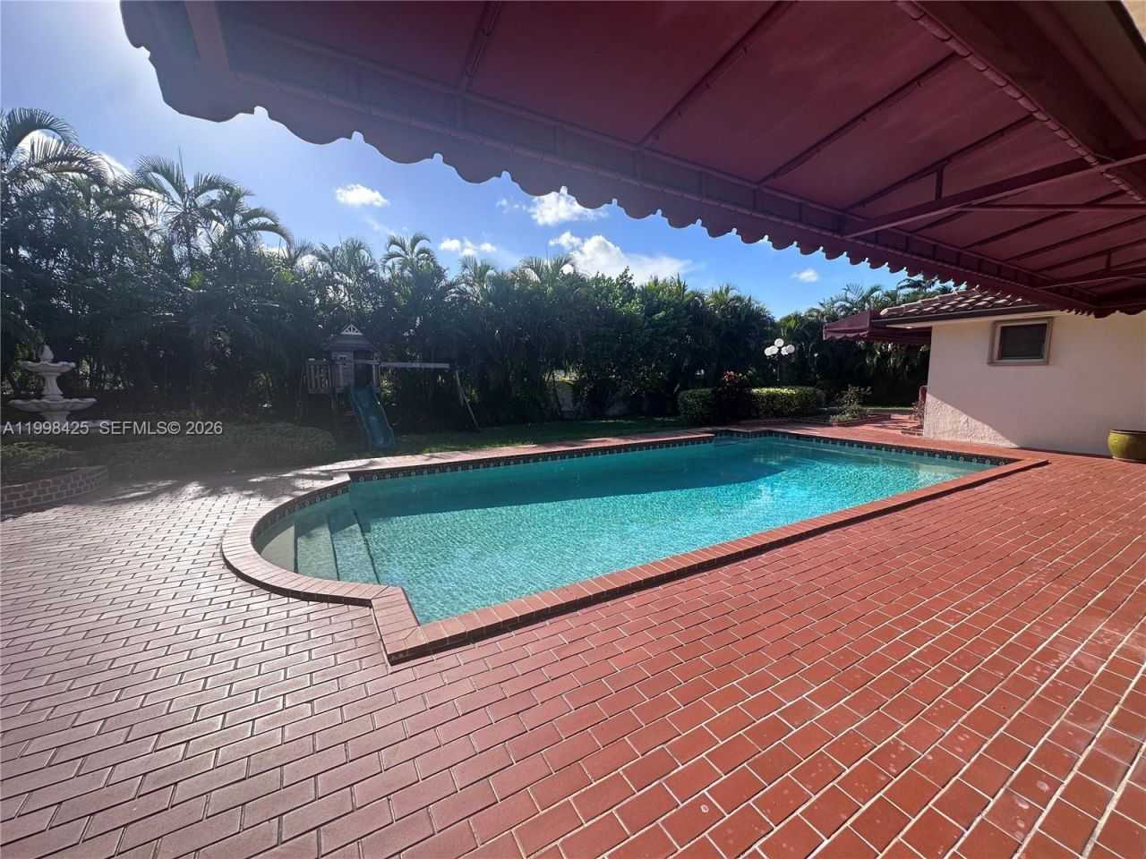 2980 SW 111th Ave, Miami, FL 33165 Photo