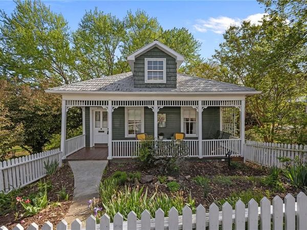 415 S Poplar Street, Winston-Salem, NC 27101