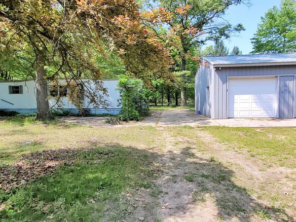5350 E Crystal Lake Road, Holton, MI 49425