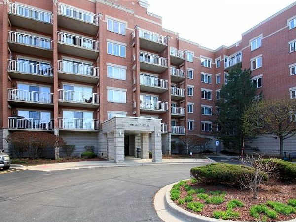 6560 W Diversey Avenue , Unit 516, Chicago, IL 60707