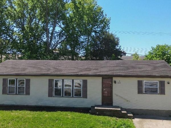 1209 W Green Tree Lane, Bloomington, IN 47403