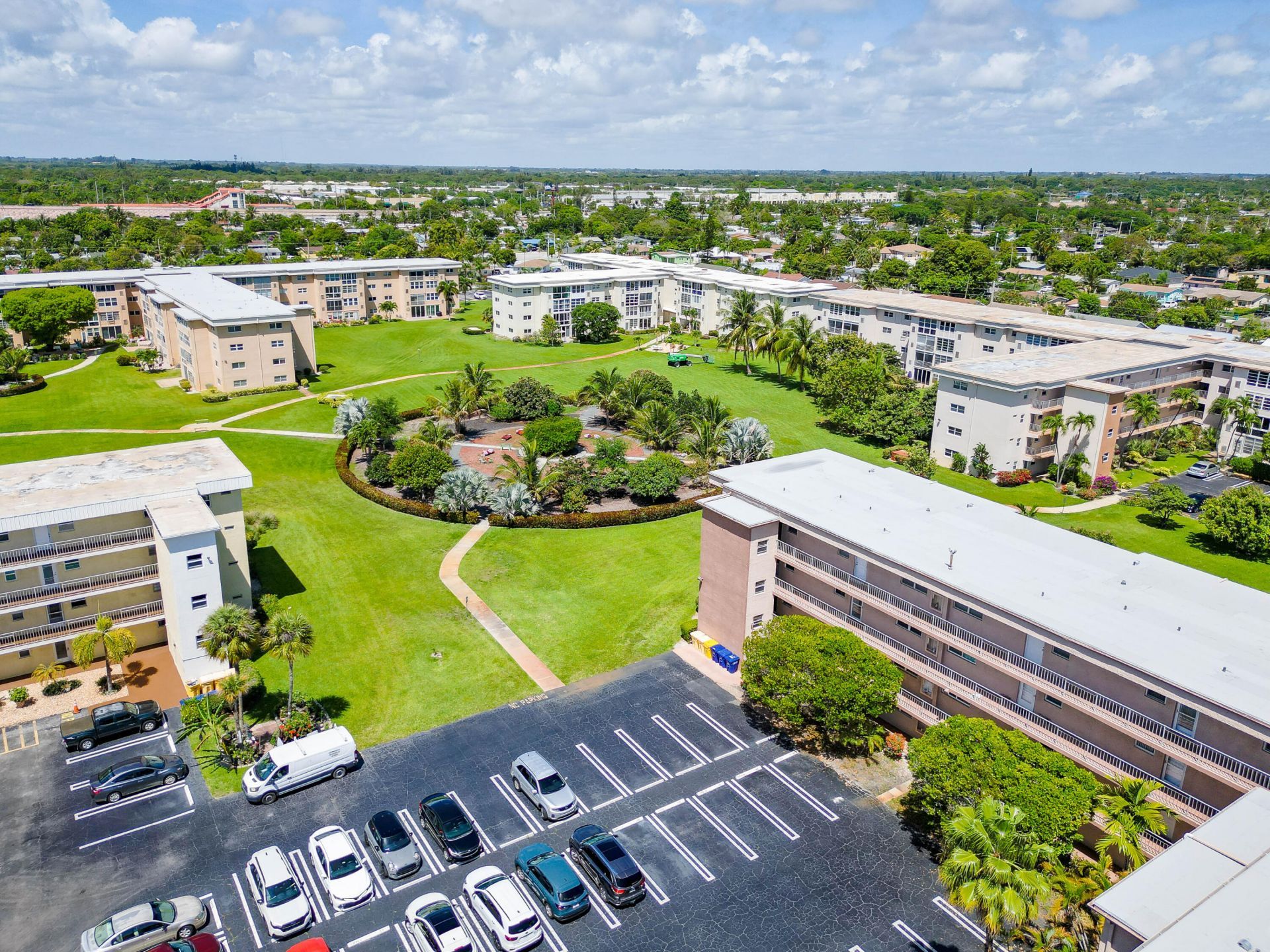 2615 NE 1st Court, Unit 411, Boynton Beach, FL 33435 Photo