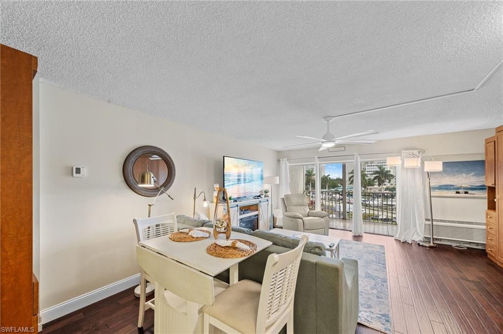 1 Bluebill Ave, Unit 402, Naples, FL 34108 Photo