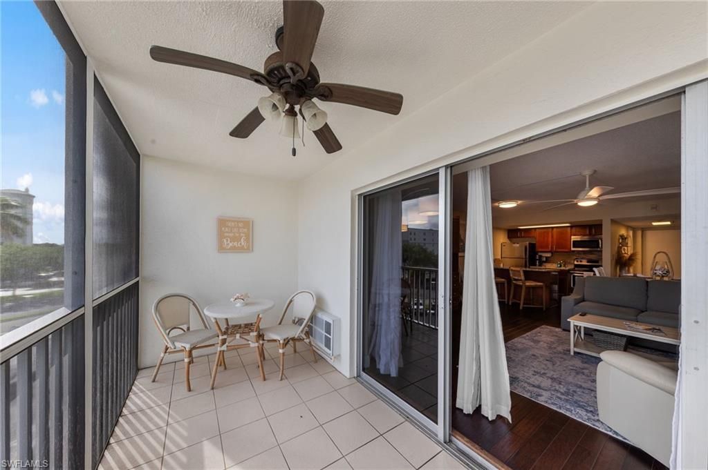 1 Bluebill Ave, Unit 402, Naples, FL 34108 Photo