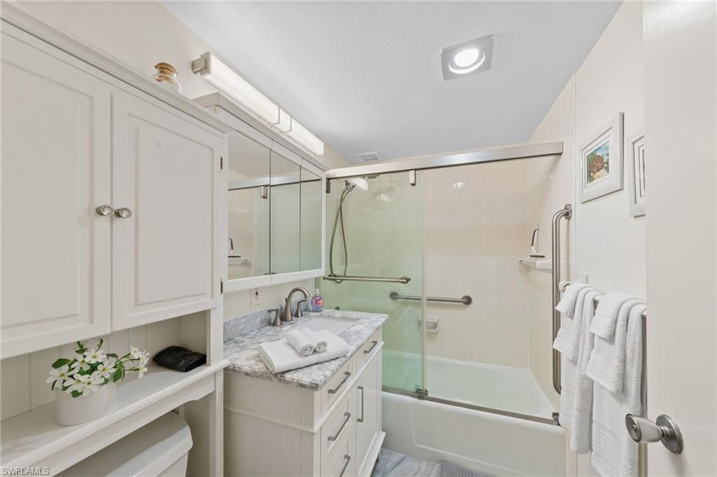 1 Bluebill Ave, Unit 402, Naples, FL 34108 Photo