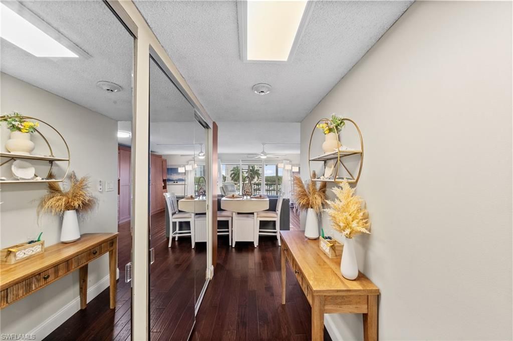 1 Bluebill Ave, Unit 402, Naples, FL 34108 Photo