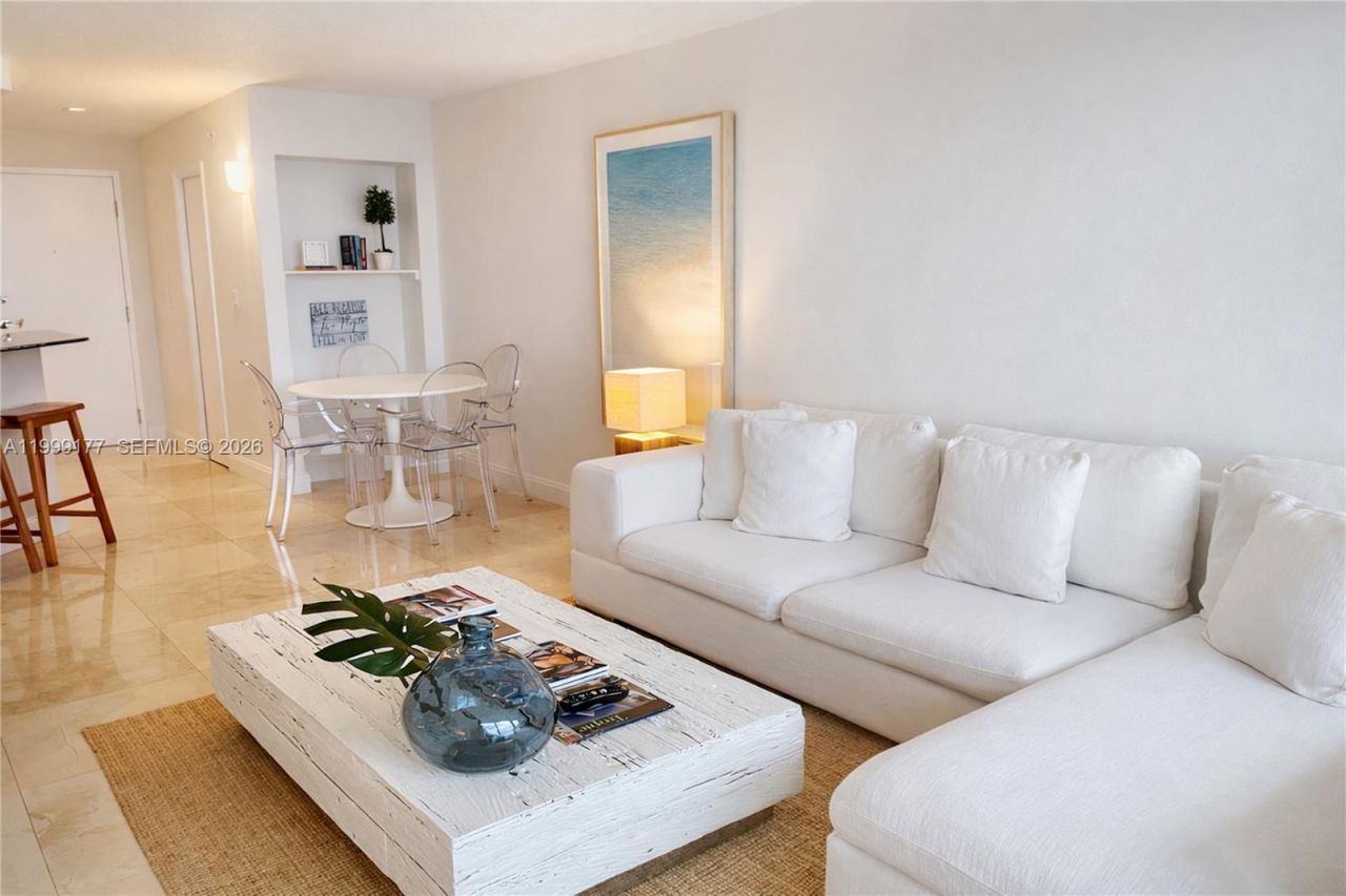 6917 Collins Ave, Unit 1611, Miami Beach, FL 33141 Photo