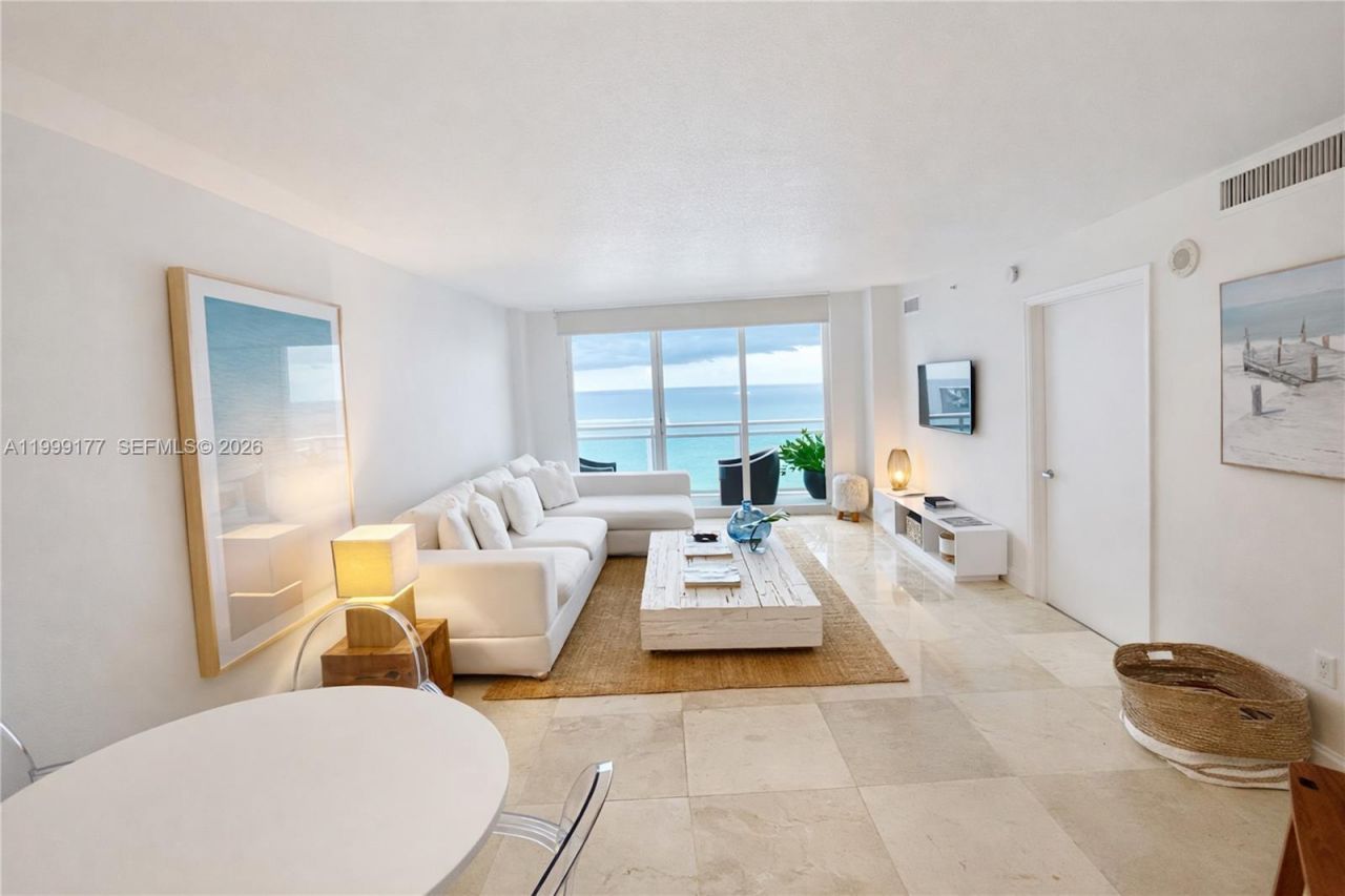 6917 Collins Ave, Unit 1611, Miami Beach, FL 33141 Photo
