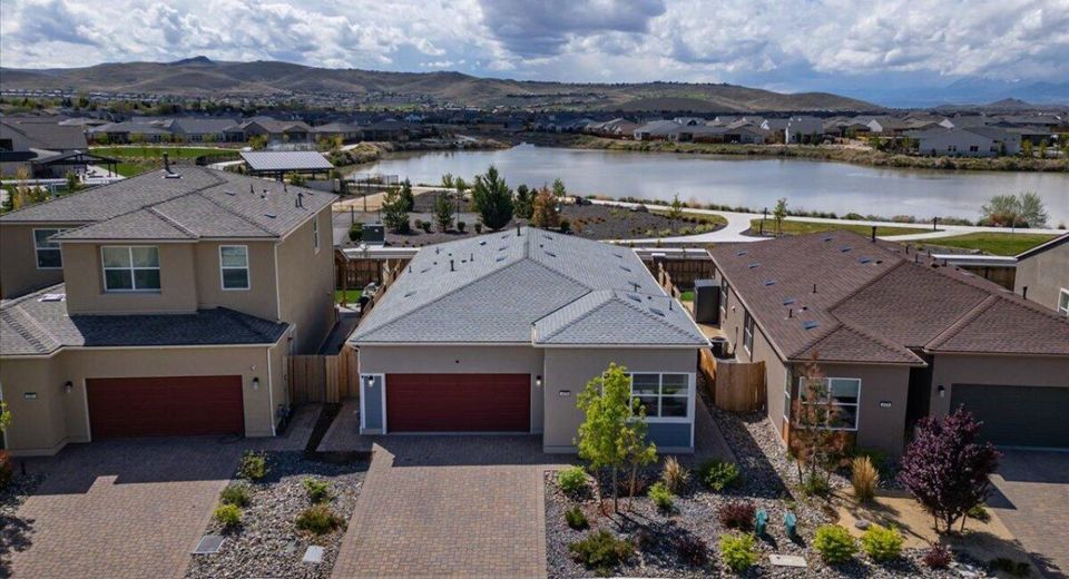 2415 Metolius Drive, Sparks, NV 89436 Photo