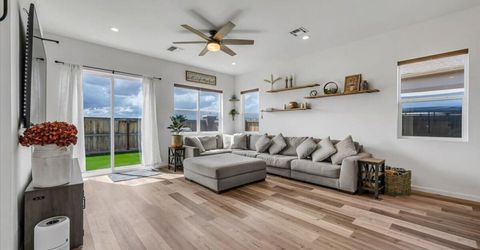 2415 Metolius Drive, Sparks, NV 89436 Photo