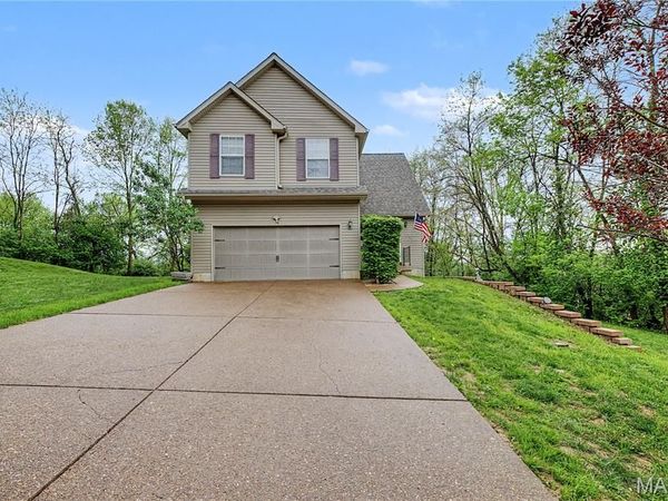 316 W Walnut Street, Pacific, MO 63069