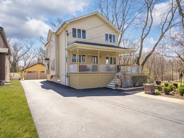 161 W Greenfield Avenue, Lombard, IL 60148