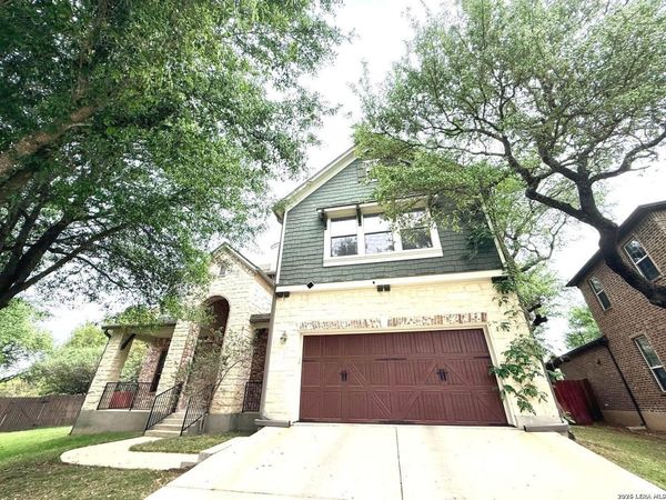 101 Rattlesnake Blf, Boerne, TX 78006