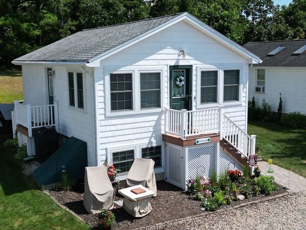 62 Cottage St, Unit 7, West Brookfield, MA 01585