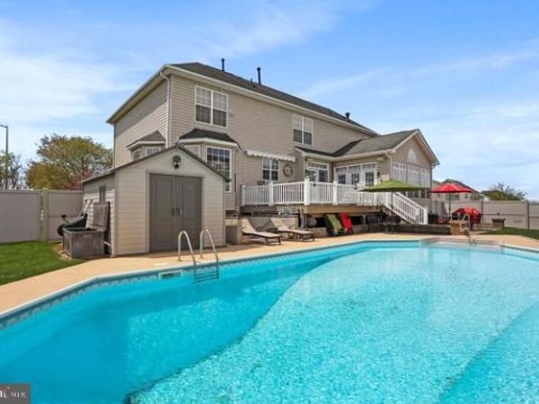 12901 NITTANY LION CIRCLE, HAGERSTOWN, MD 21740