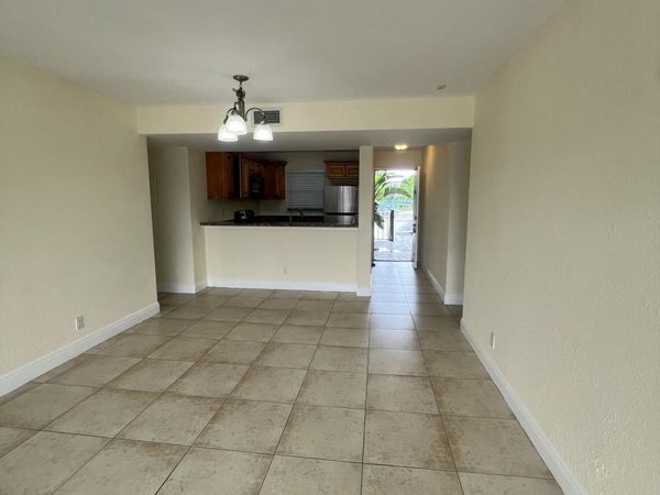 1620 Windorah Way, Unit G, West Palm Beach, FL 33411