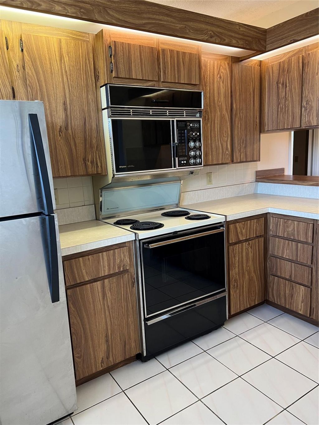 1526 Whitehall Drive, Unit 402, Davie, FL 33324 Photo