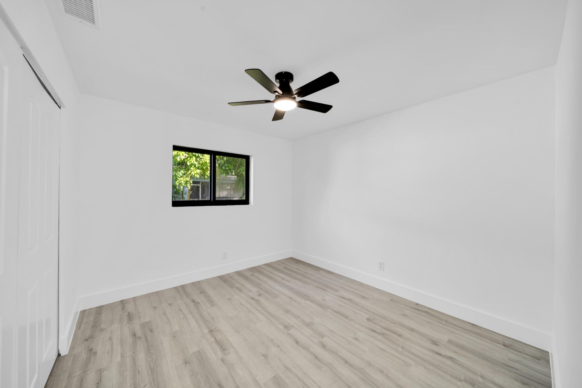 7301 NW 13th Court, Plantation, FL 33313 Photo