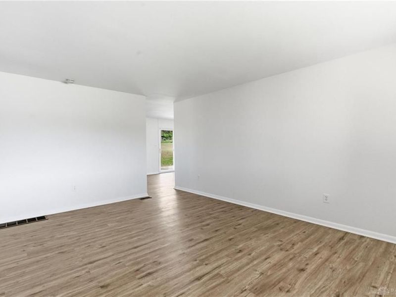 4619 Belcourt Drive, Jefferson Township, OH 45417 Photo 10