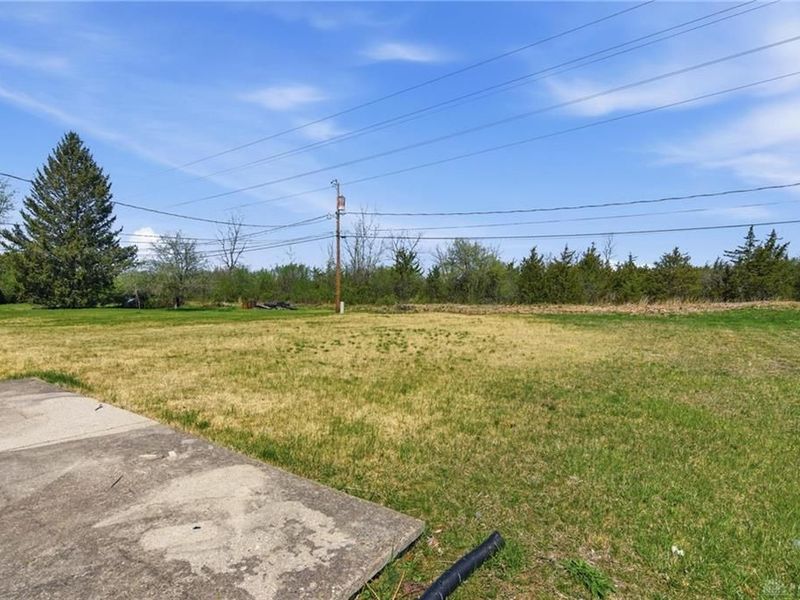 4619 Belcourt Drive, Jefferson Township, OH 45417 Photo 3