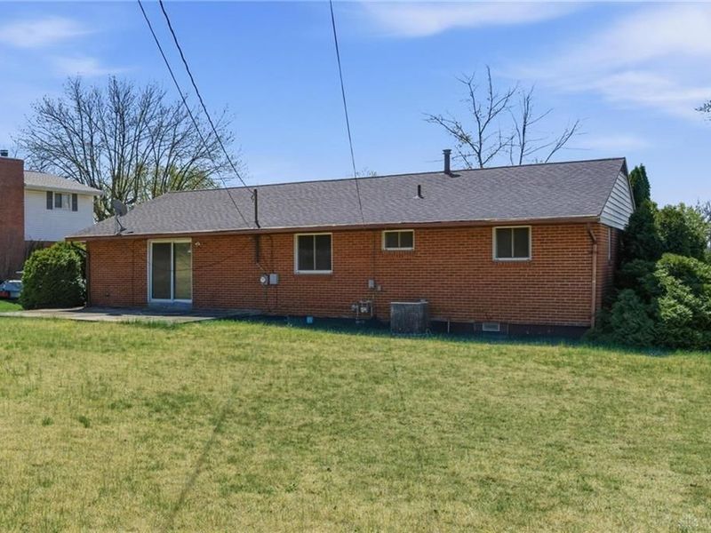 4619 Belcourt Drive, Jefferson Township, OH 45417 Photo 4