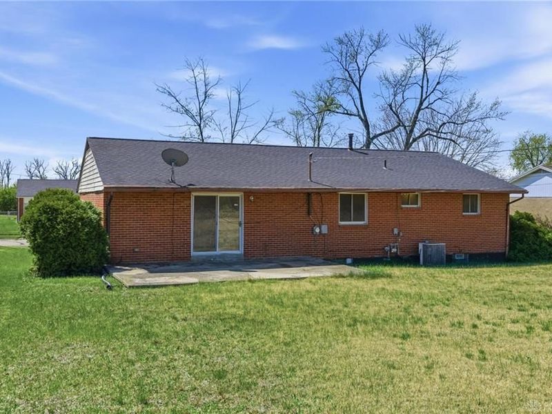 4619 Belcourt Drive, Jefferson Township, OH 45417 Photo 5