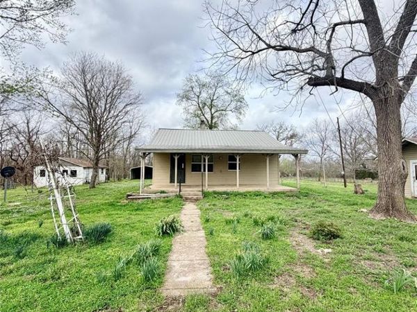 22389 State Route T , Newburg, MO 65550