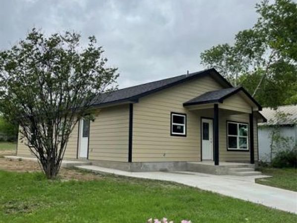 2515 Vine Street, Brownwood, TX 76801