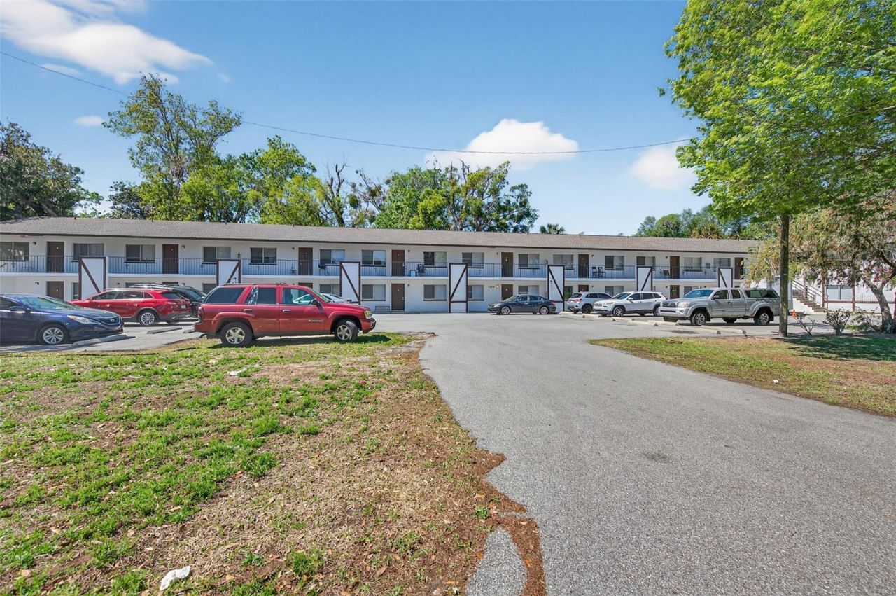 1216 Kennedy Road , Daytona Beach, FL 32117 Photo