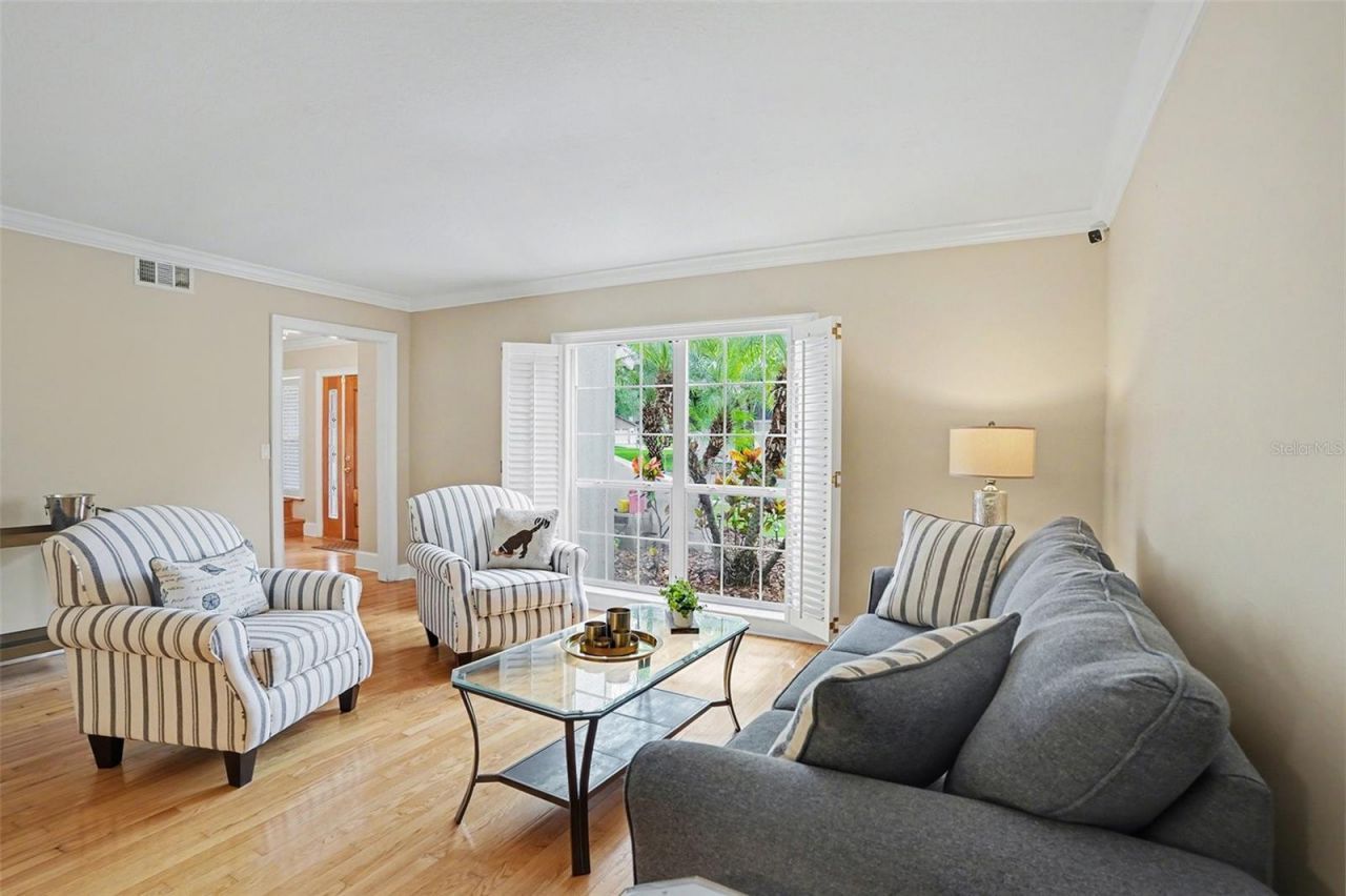 15403 Summerwind Drive , Tampa, FL 33624 Photo