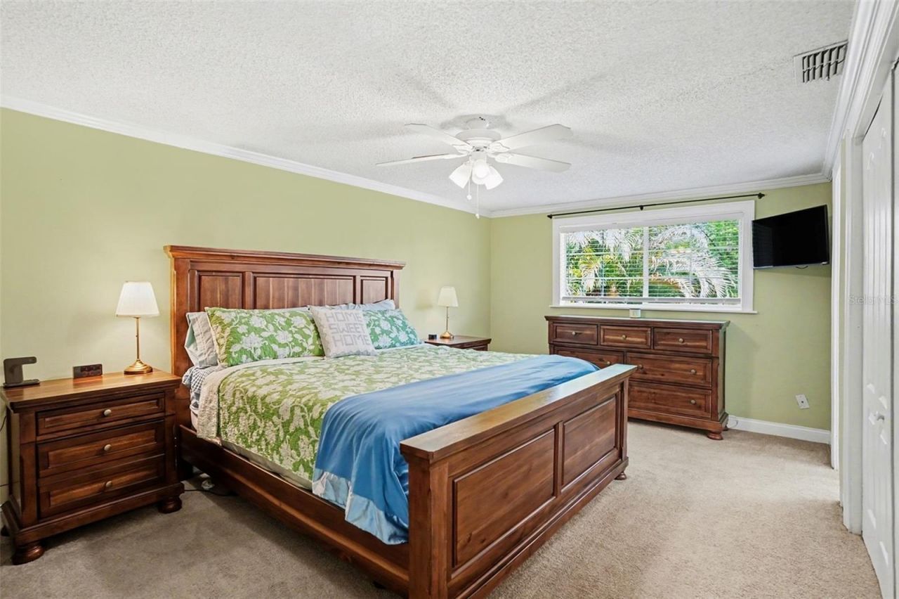 15403 Summerwind Drive , Tampa, FL 33624 Photo