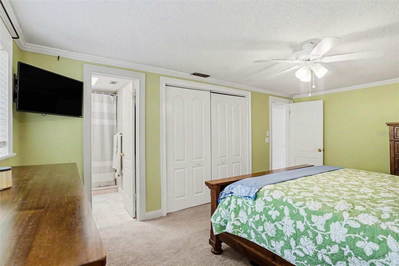 15403 Summerwind Drive , Tampa, FL 33624 Photo