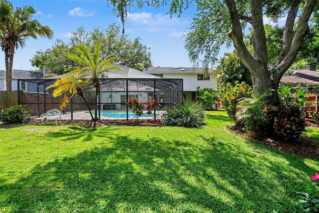 15403 Summerwind Drive , Tampa, FL 33624 Photo