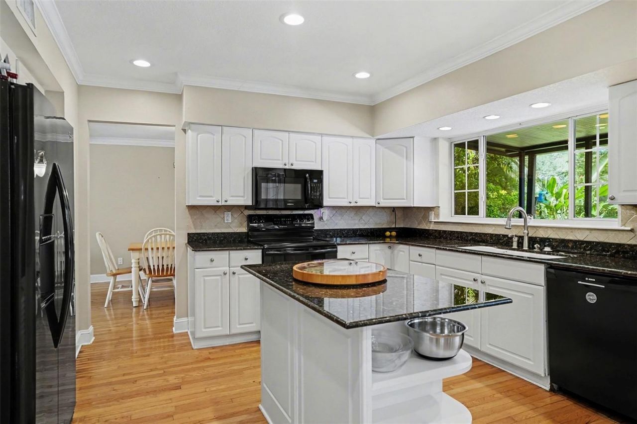 15403 Summerwind Drive , Tampa, FL 33624 Photo