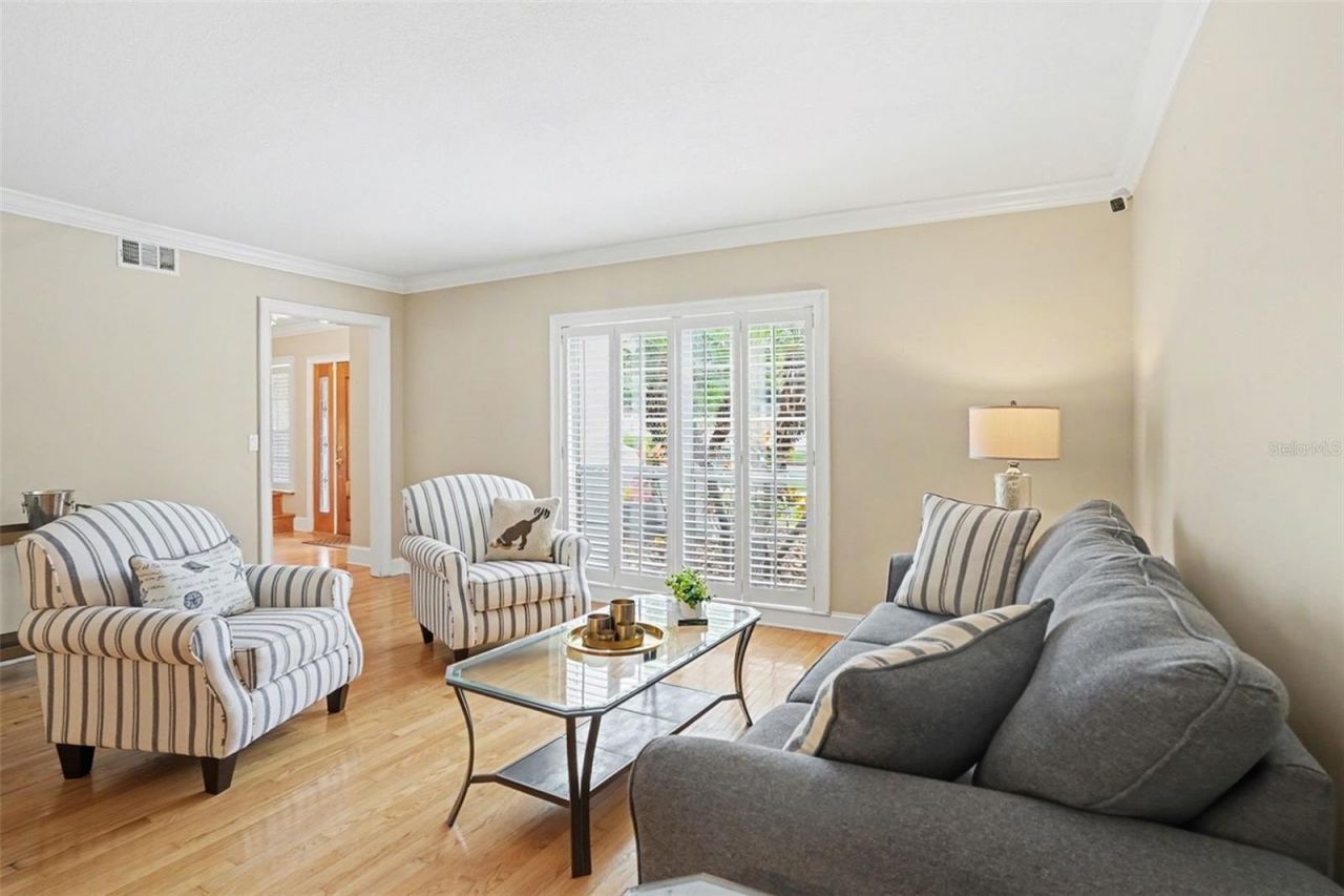 15403 Summerwind Drive , Tampa, FL 33624 Photo