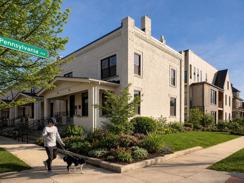 399 W 2nd Avenue, Columbus, OH 43201 Photo 1
