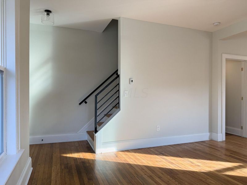 399 W 2nd Avenue, Columbus, OH 43201 Photo 14